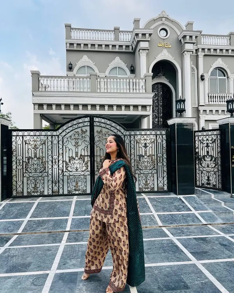 جہاں آرا (Jahan Ara) Co-ord Set 3pcs