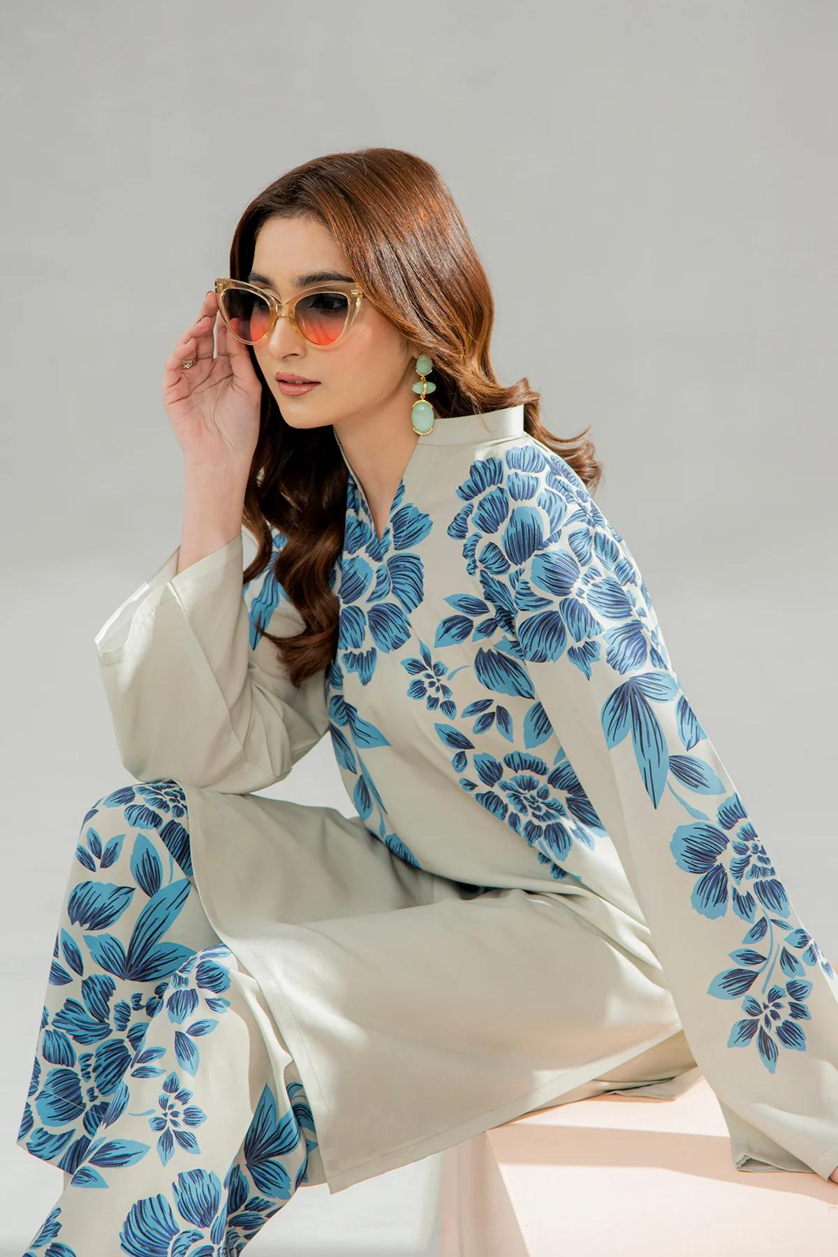 لباسِ خیال (Libaas-E-Khayaal)